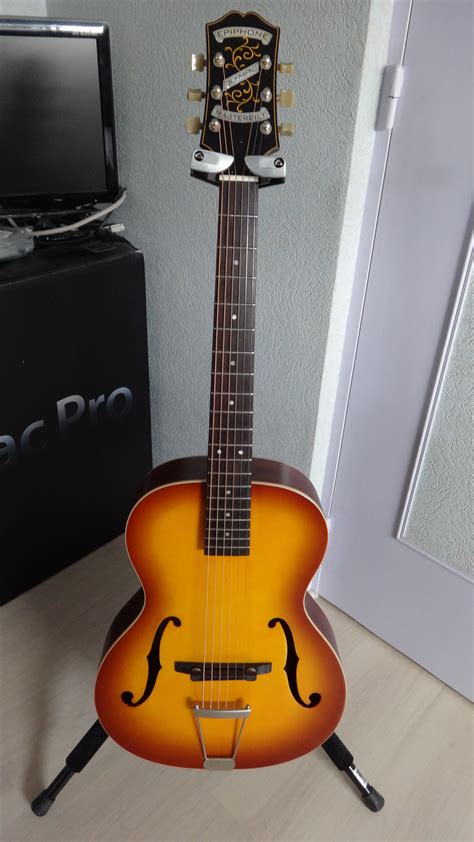 epiphone masterbilt olympic review|Epiphone Masterbilt Century Olympic, Zenith & De Luxe Classic .